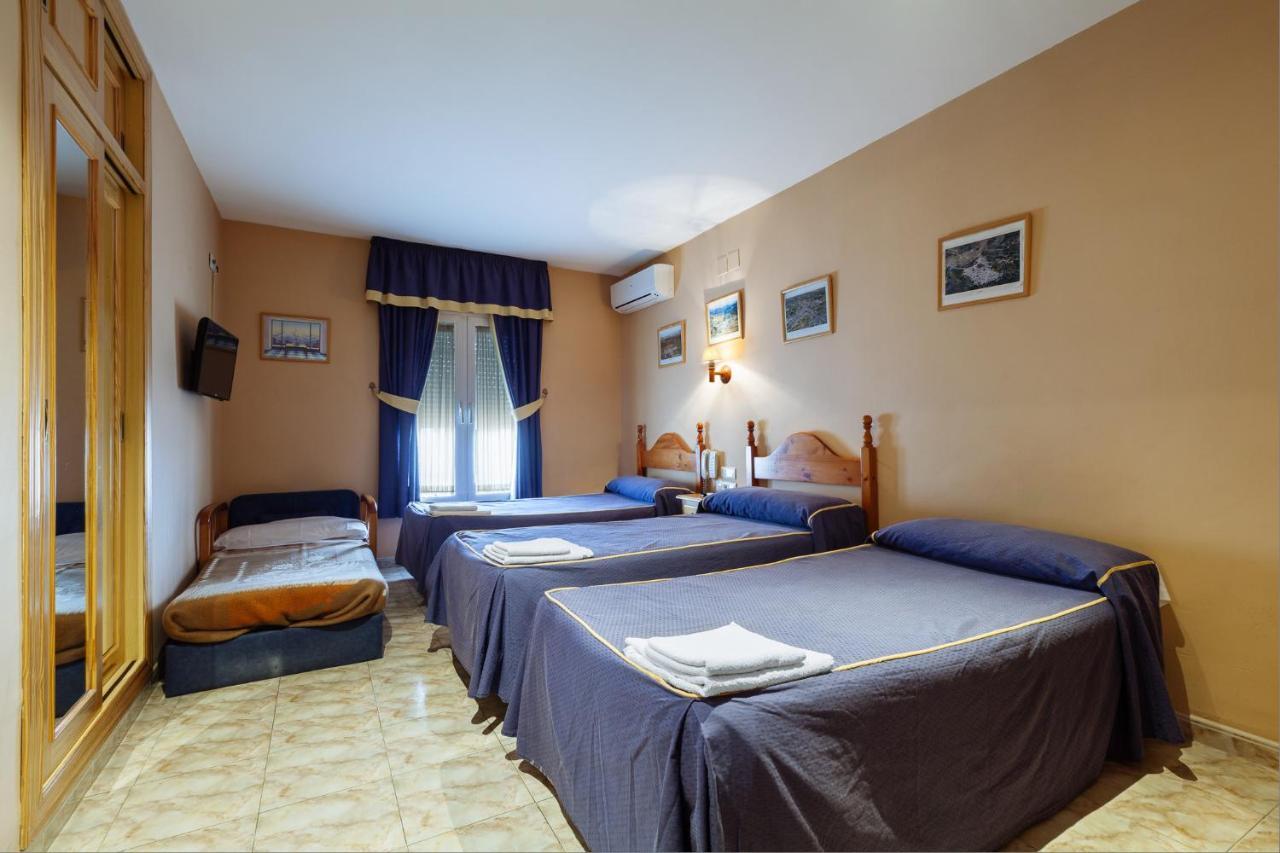 Hotel Philadelfia Peligros Eksteriør billede